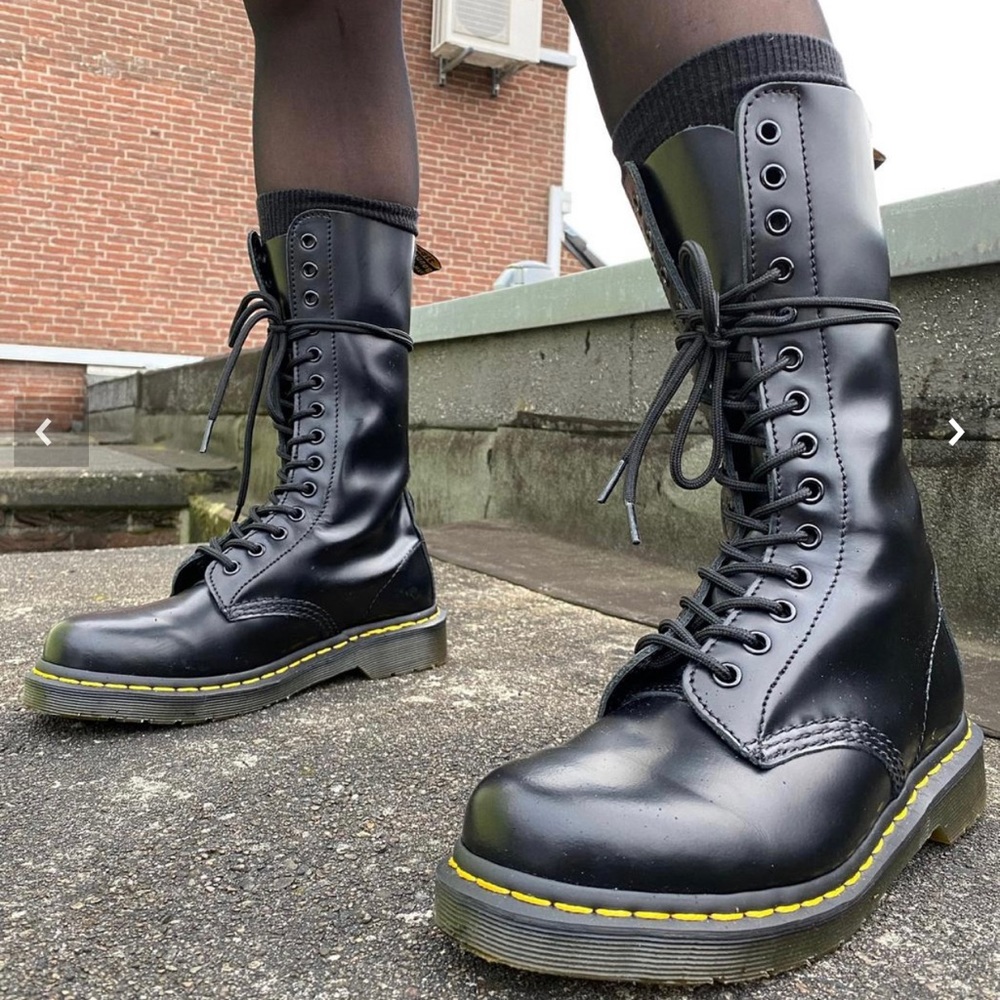 DR martens 1914 SMOOTH TALL BOOTS women size 6
